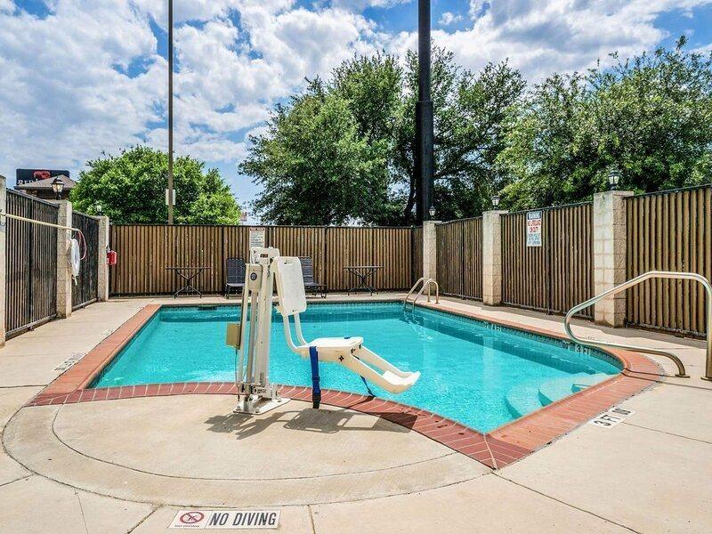 Comfort Suites Near Texas State University San Marcos Εξωτερικό φωτογραφία