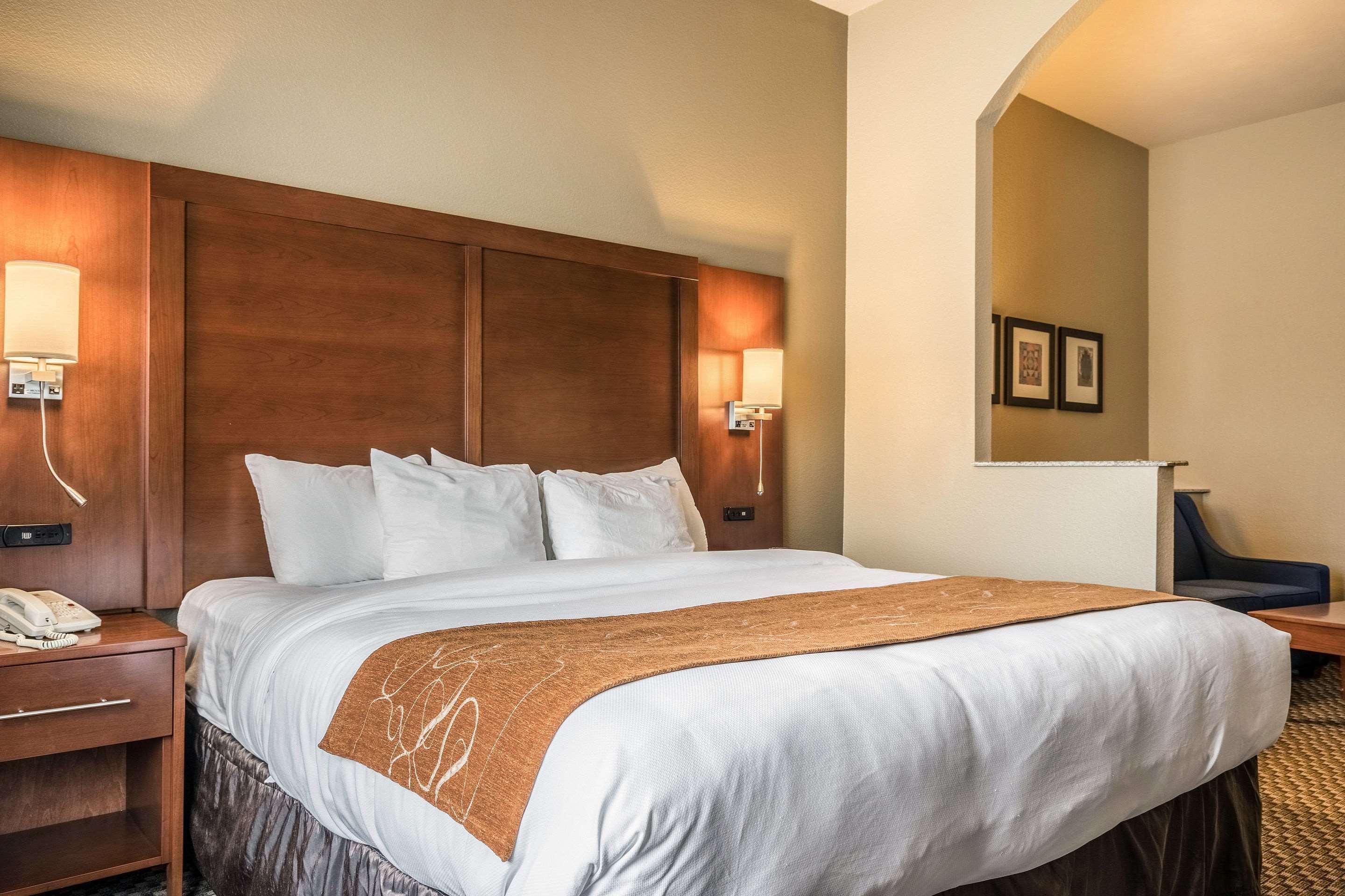 Comfort Suites Near Texas State University San Marcos Εξωτερικό φωτογραφία